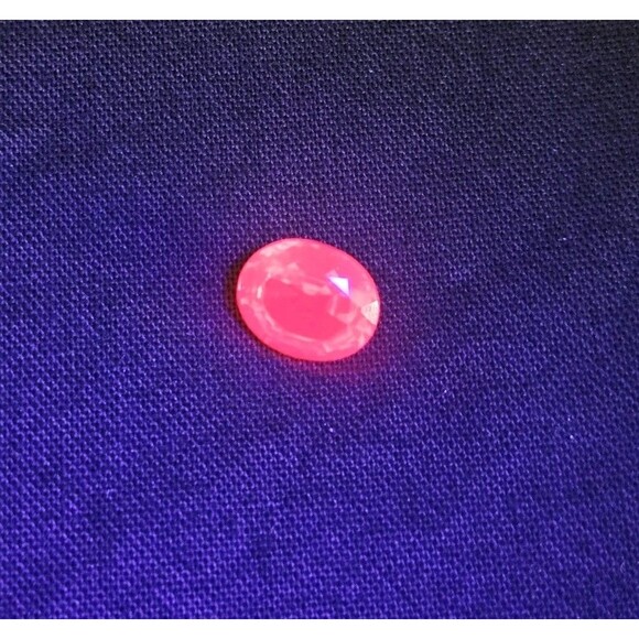 Lab-Grown Ruby Gemstone 4.06 ctw Loose High Quality Synthetic Faceted Oval Ruby - Picture 9 of 9
